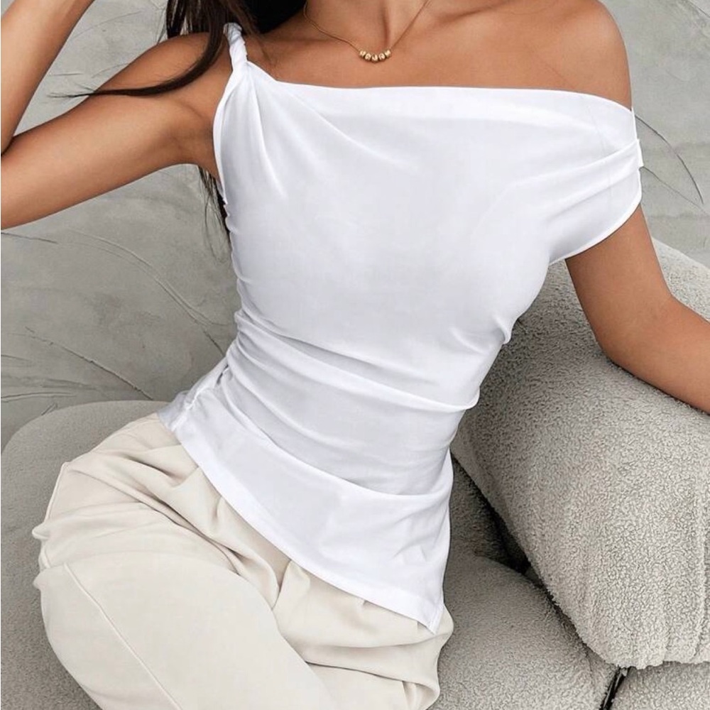SHEIN White Off-Shoulder Blouse